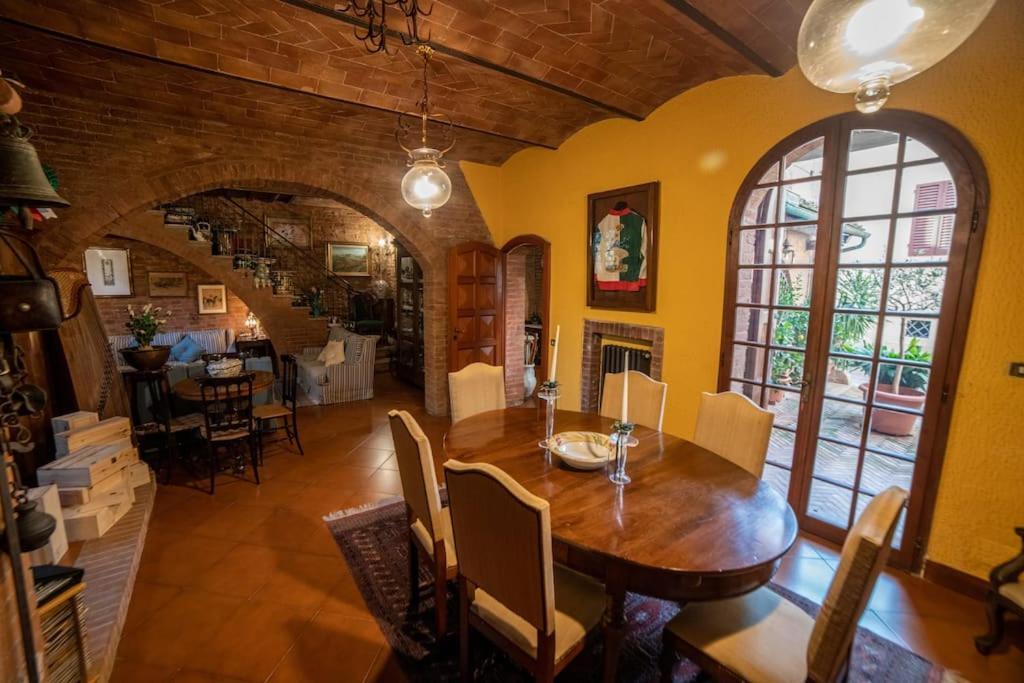 הוילה Casa Lazzaro Al Centro Di סיינה מראה חיצוני תמונה