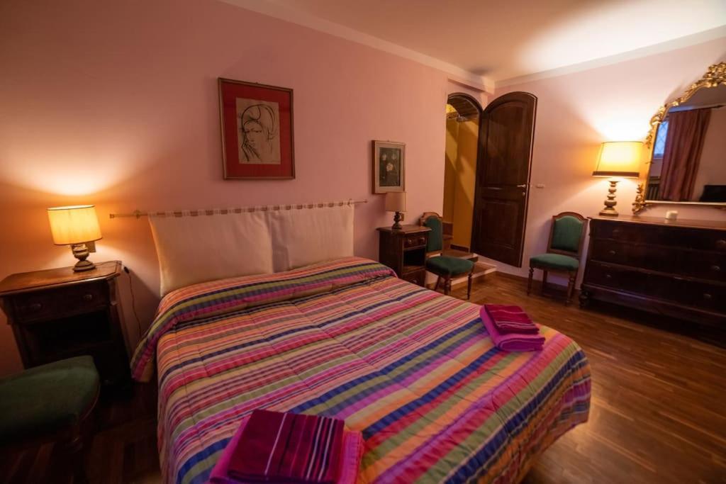 הוילה Casa Lazzaro Al Centro Di סיינה מראה חיצוני תמונה